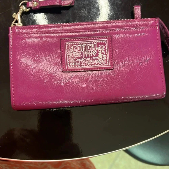 Coach Poppy magenta patent leather purse and wallet combo - Picture 11 of 16